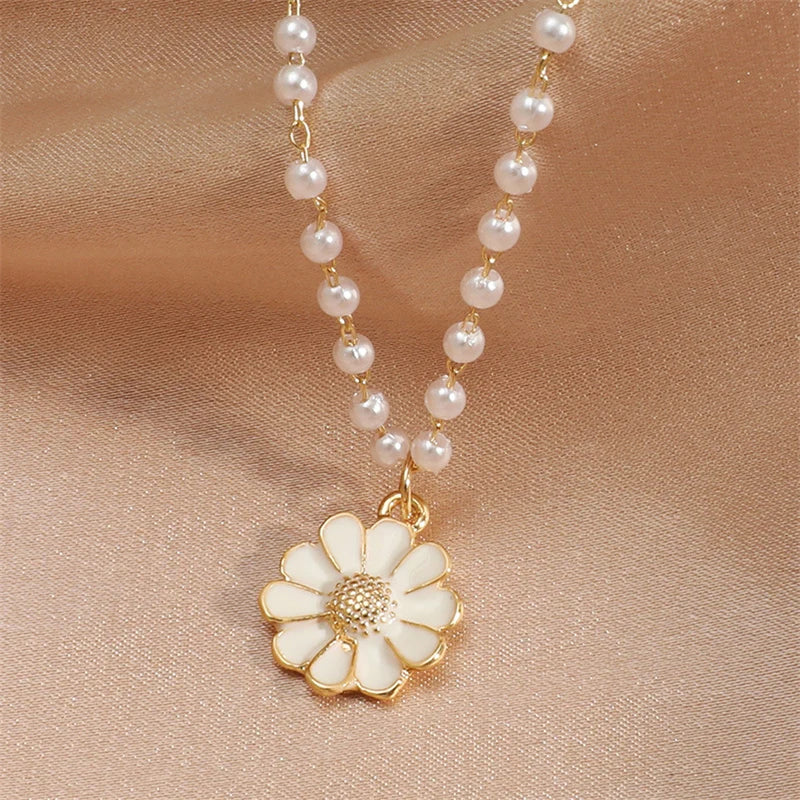 2022 New Korean Style Daisy Flower For Women Delicate Pearl Girls Sweet Jewelry Gift