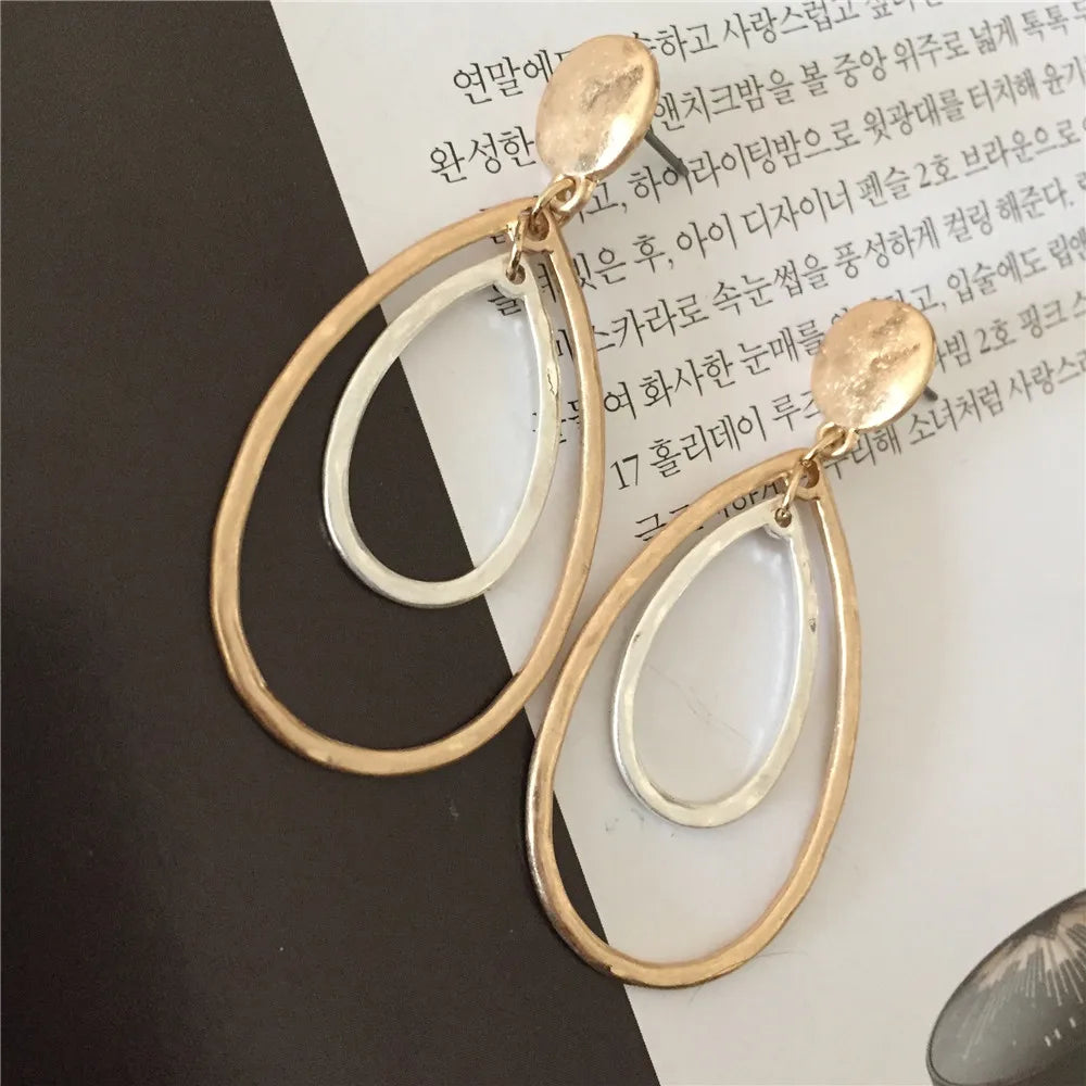 Retro Water Drop Shape Drop Earrings Gold and Silver Color Hollow Water Drop Earrings For Women Casual jewelry